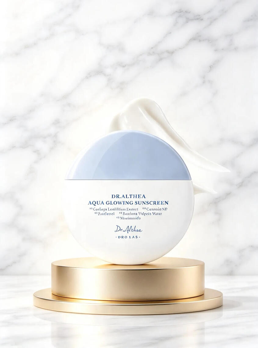 Aqua Glowing Sunscreen. SPF+50PA++. 45 ml. 290 MAD