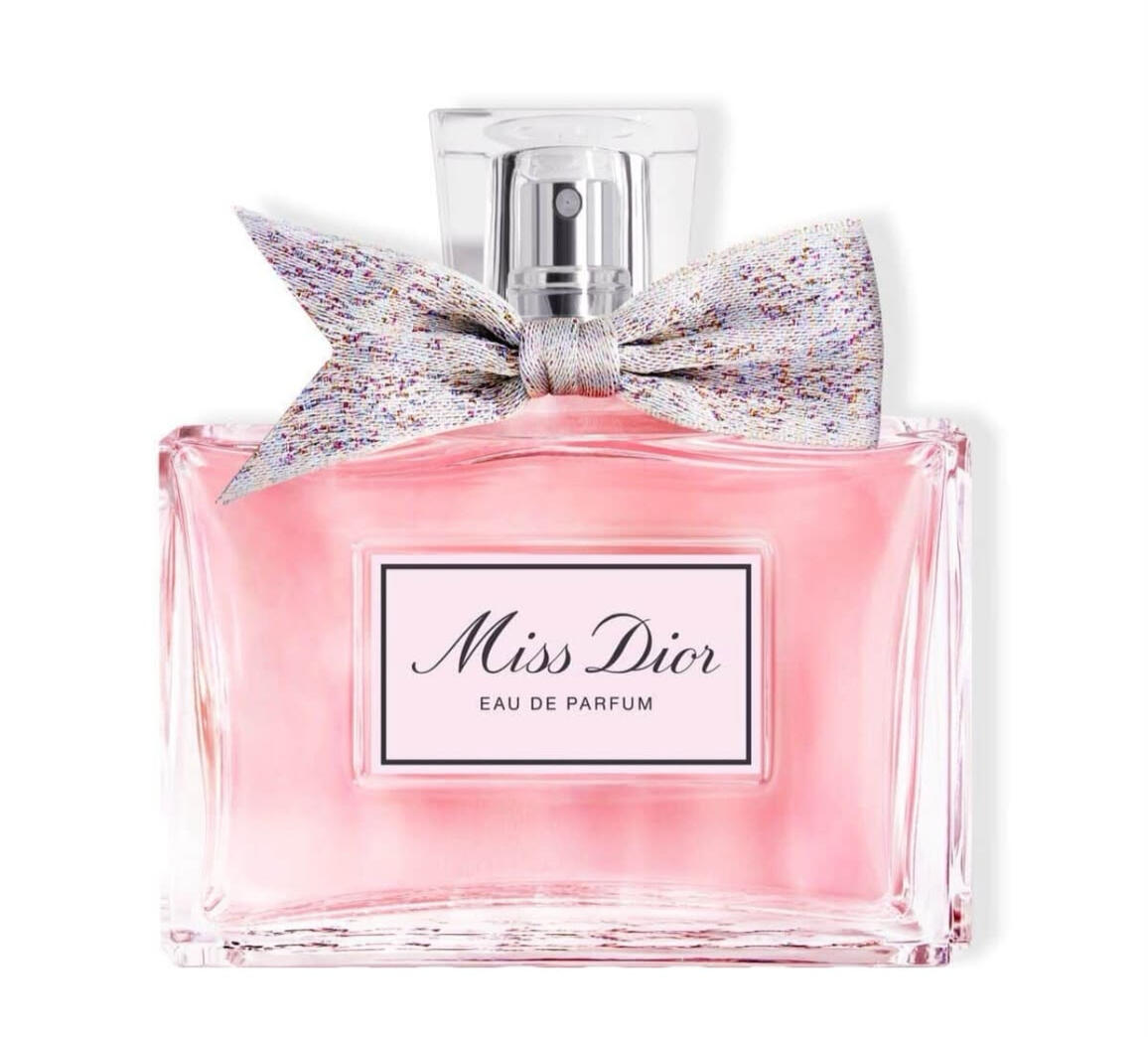 Miss Dior Eau de Parfum Family Floral Occasion Day & Evening Season All Seasons Longevity Long-lasting Projection Moderate Olfactory Notes Top Lily of the Valley • Peony • Iris Heart Centifolia Rose Base Vanilla • Musk • Sandalwood • Tonka Bean S
